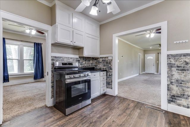 3658 N Arkansas Ave, Wichita, KS 67204