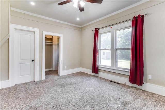 3658 N Arkansas Ave, Wichita, KS 67204