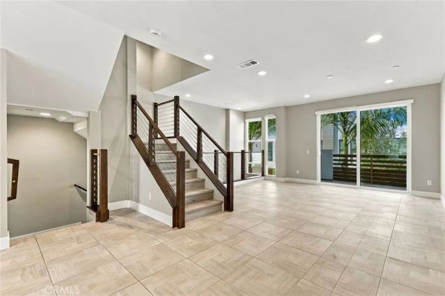 1682 Grandview, Costa Mesa, CA 92627