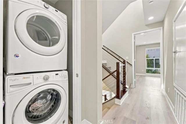 1682 Grandview, Costa Mesa, CA 92627