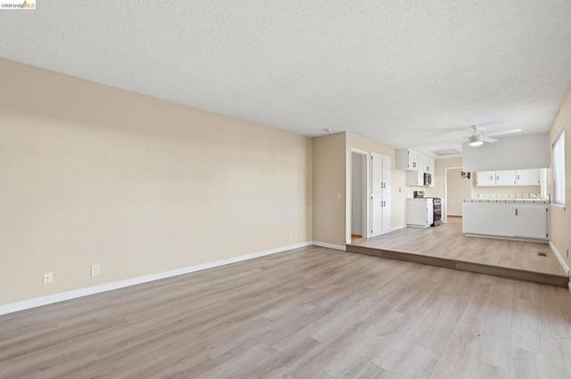 518 Churchill Park Dr, San Jose, CA 95136