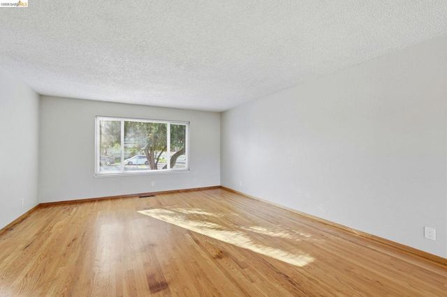 518 Churchill Park Dr, San Jose, CA 95136