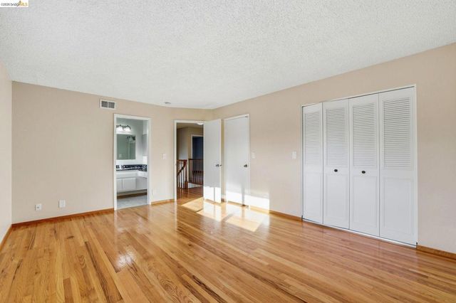 518 Churchill Park Dr, San Jose, CA 95136