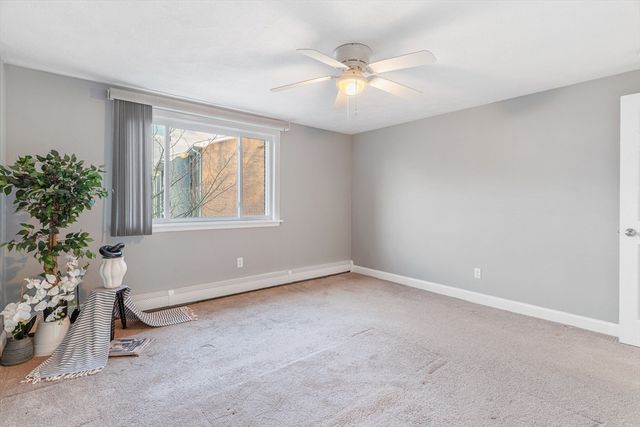 10 Woodcrest 4, Weymouth, MA 02190