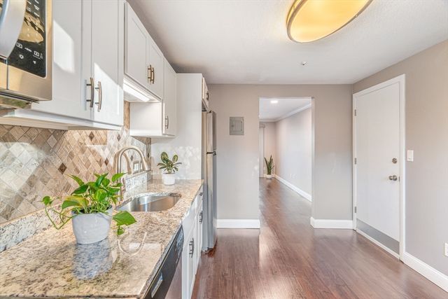 10 Woodcrest 4, Weymouth, MA 02190