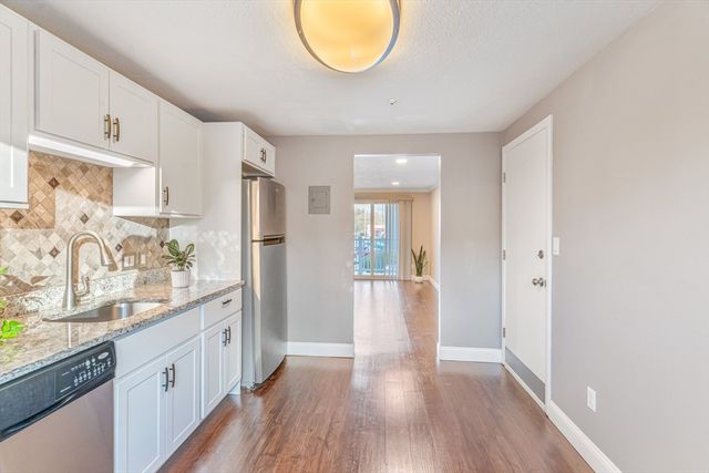 10 Woodcrest 4, Weymouth, MA 02190