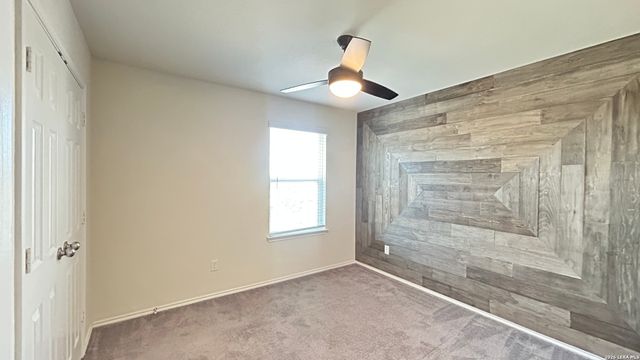 14003 KNOB CRK, San Antonio, TX 78245