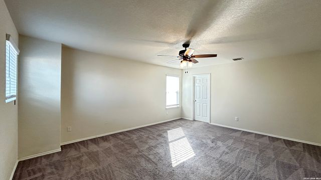 14003 KNOB CRK, San Antonio, TX 78245
