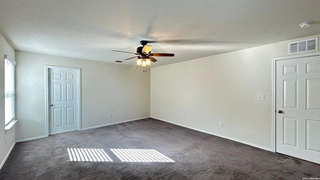 14003 KNOB CRK, San Antonio, TX 78245