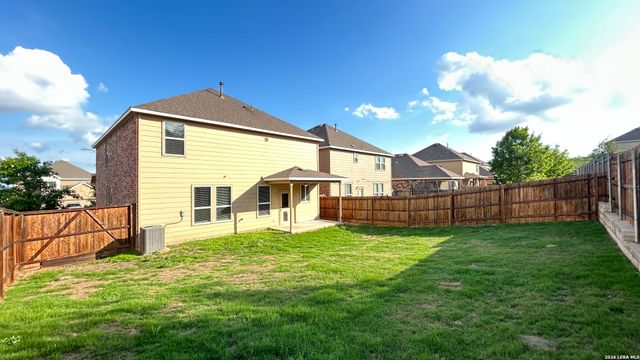 14003 KNOB CRK, San Antonio, TX 78245