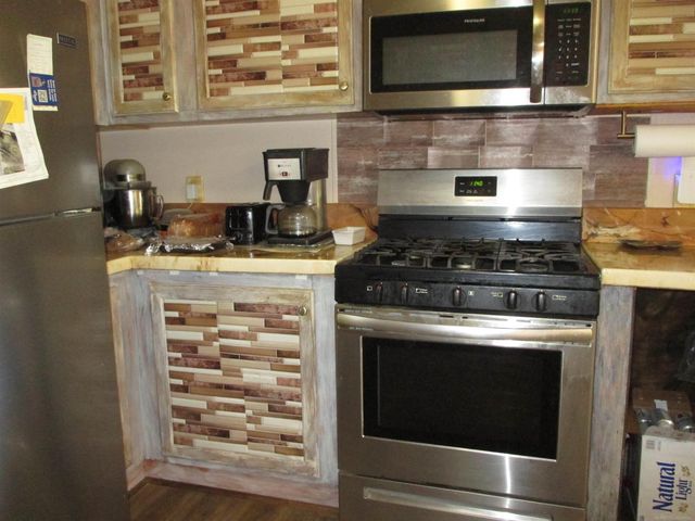 9642 Meadowbrook Street, Algonac, MI 48001