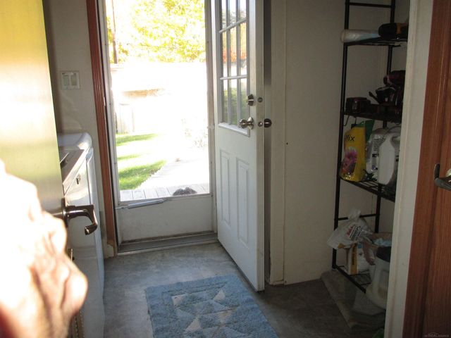 9642 Meadowbrook Street, Algonac, MI 48001