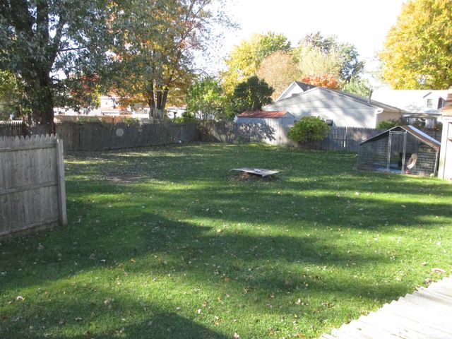 9642 Meadowbrook Street, Algonac, MI 48001