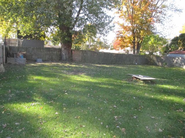9642 Meadowbrook Street, Algonac, MI 48001