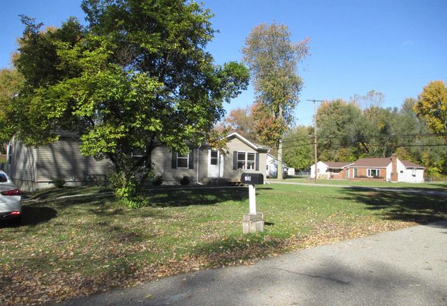 9642 Meadowbrook Street, Algonac, MI 48001
