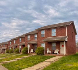 502 Tecumseh Trail A,B,C,D & E, Versailles, KY 40383