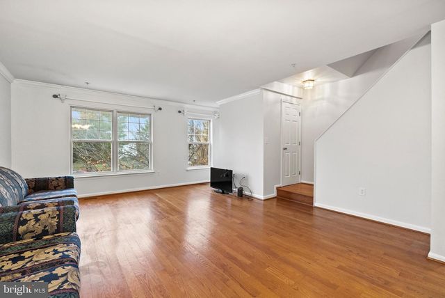 426 BLOSSOM LN, Frederick, MD 21701