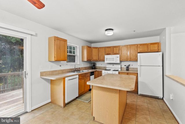 426 BLOSSOM LN, Frederick, MD 21701