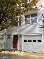 426 BLOSSOM LN, Frederick, MD 21701