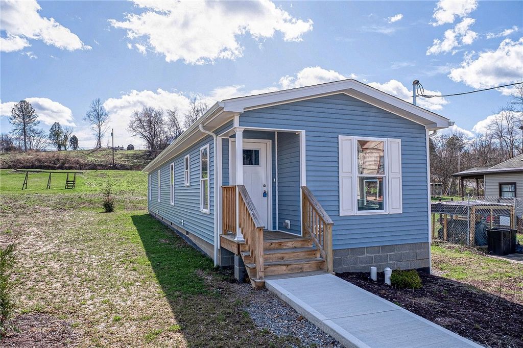 460 Motheral Ave, Monessen, PA 15062