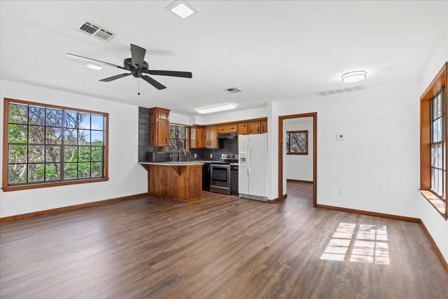 502 Grace LN, Austin, TX 78746