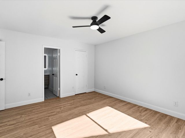 1952 Rambling Ridge Lane, Carrollton, TX 75007