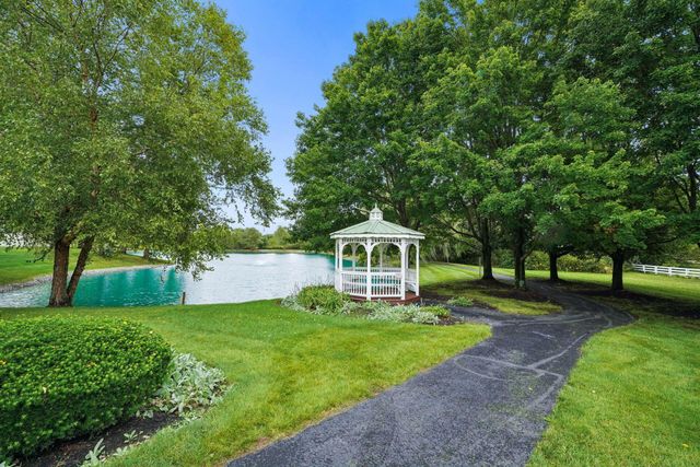 6084 Murphys Pond Road, Canal Winchester, OH 43110