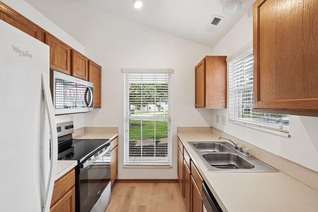 6084 Murphys Pond Road, Canal Winchester, OH 43110