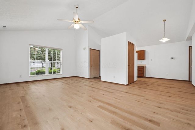 6084 Murphys Pond Road, Canal Winchester, OH 43110