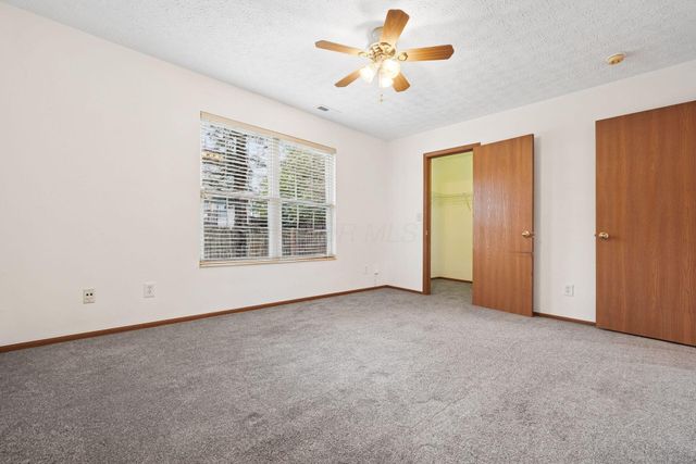 6084 Murphys Pond Road, Canal Winchester, OH 43110