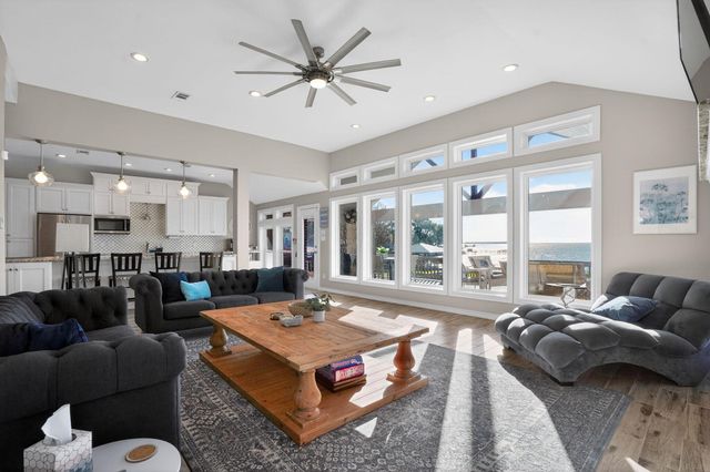 181 Mallard Point, Livingston, TX 77351