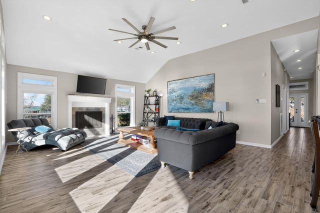 181 Mallard Point, Livingston, TX 77351