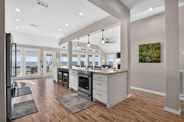 181 Mallard Point, Livingston, TX 77351