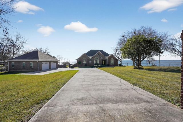 181 Mallard Point, Livingston, TX 77351