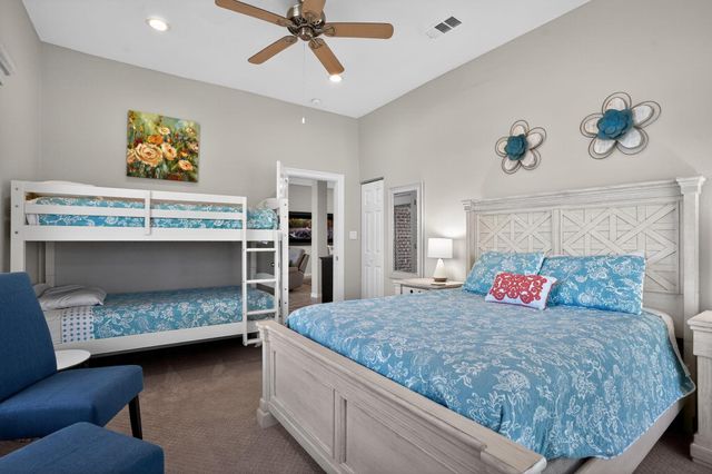 181 Mallard Point, Livingston, TX 77351