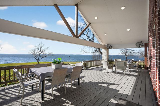 181 Mallard Point, Livingston, TX 77351