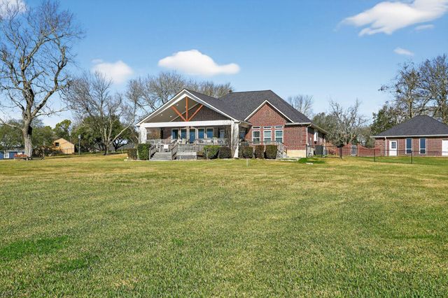 181 Mallard Point, Livingston, TX 77351