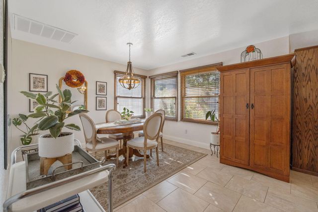 3321 S Stevenson Court, Visalia, CA 93277