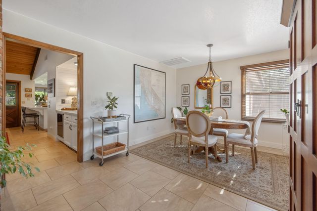 3321 S Stevenson Court, Visalia, CA 93277