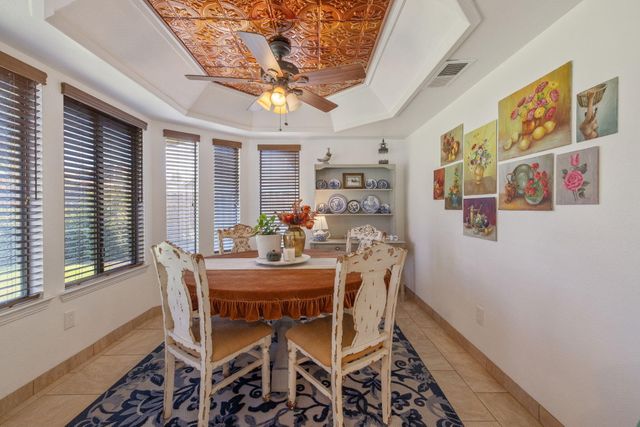 3321 S Stevenson Court, Visalia, CA 93277