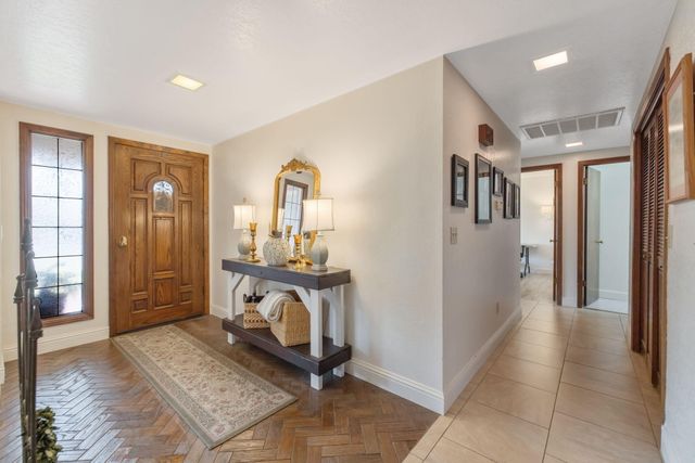 3321 S Stevenson Court, Visalia, CA 93277