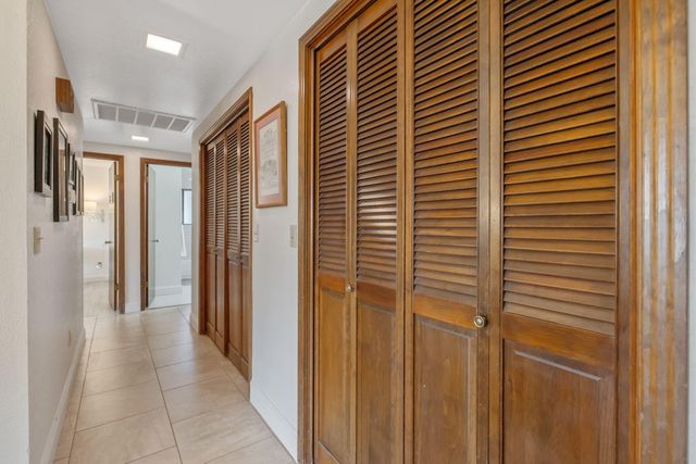 3321 S Stevenson Court, Visalia, CA 93277