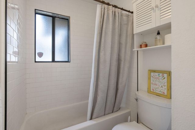 3321 S Stevenson Court, Visalia, CA 93277