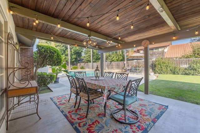 3321 S Stevenson Court, Visalia, CA 93277