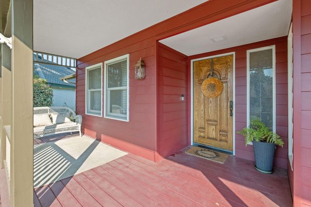 3321 S Stevenson Court, Visalia, CA 93277