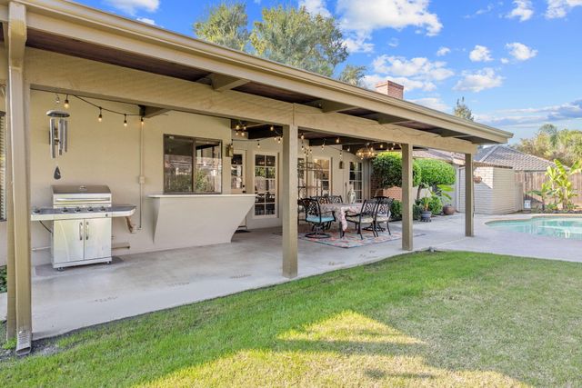 3321 S Stevenson Court, Visalia, CA 93277