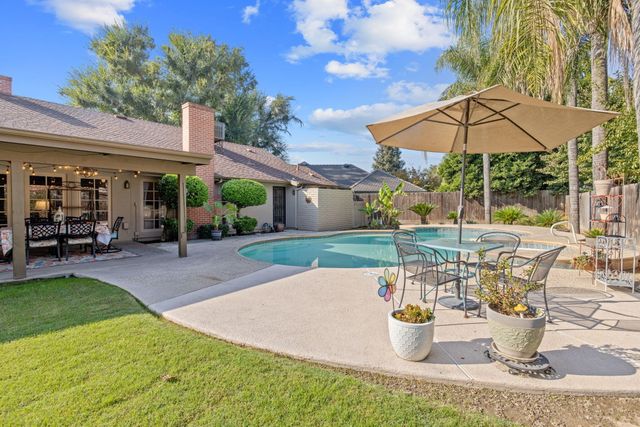 3321 S Stevenson Court, Visalia, CA 93277