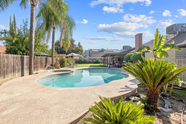 3321 S Stevenson Court, Visalia, CA 93277