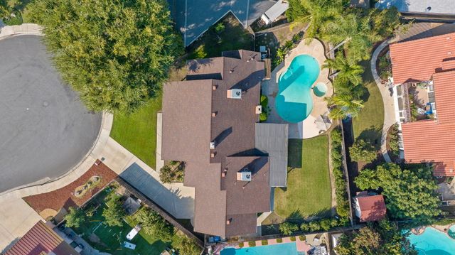 3321 S Stevenson Court, Visalia, CA 93277