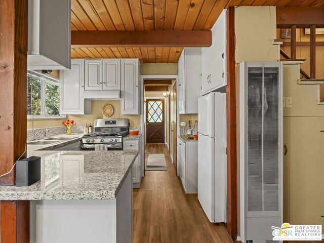 54915 S Circle Drive, Idyllwild, CA 92549